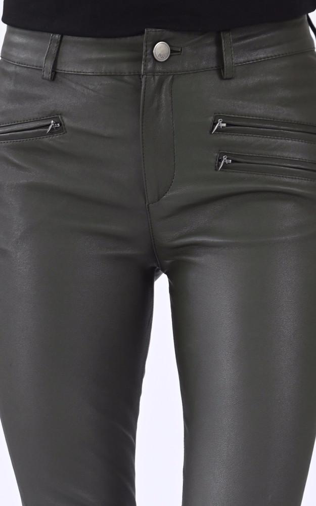 La Canadienne Pantalon Slim Cuir Stretch Dina Kaki