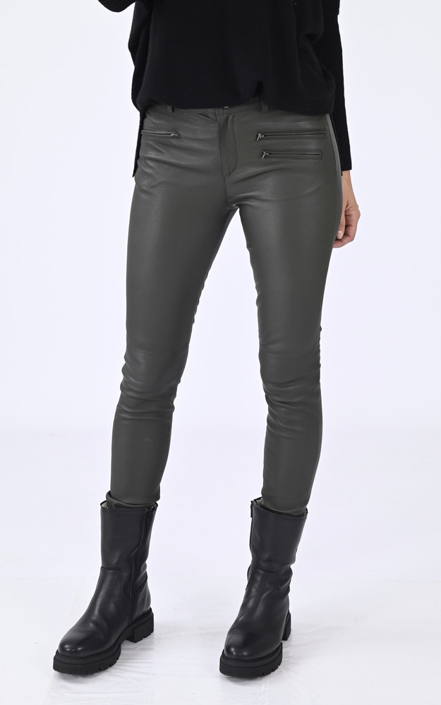 la canadienne Pantalon slim cuir stretch Dina kaki