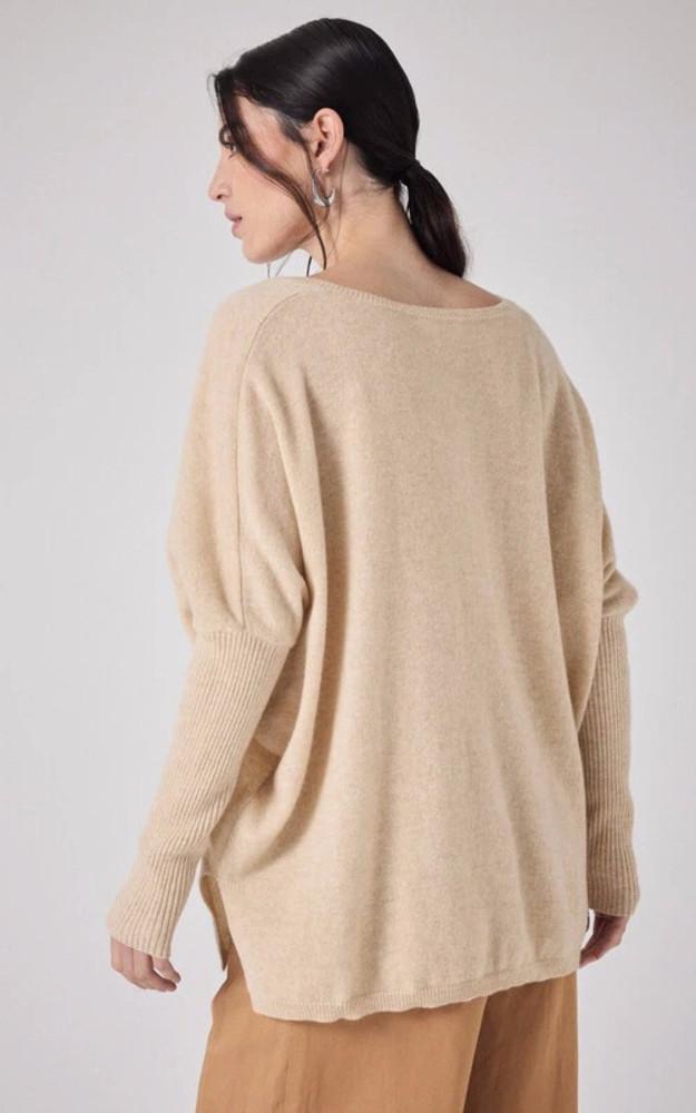 La Canadienne Pull Col V Cachemire Beige