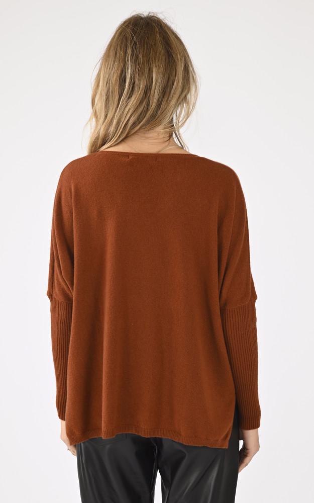 La Canadienne Pull Col V Cachemire Fauve