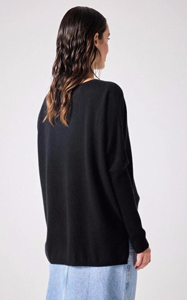 La Canadienne Pull Col V Cachemire Noir