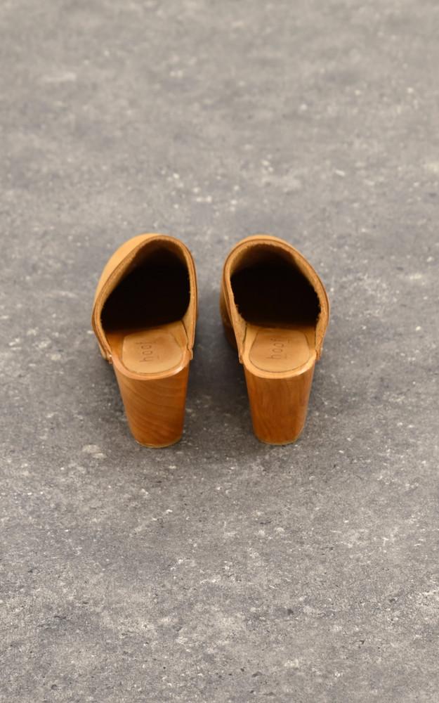 La Canadienne Sabots En Cuir Eglantine Marron