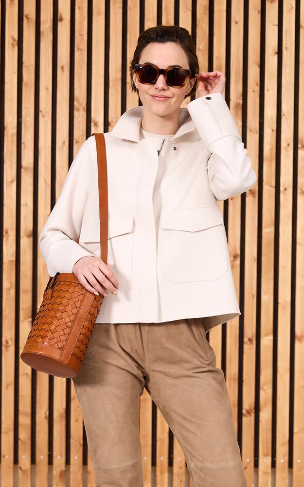 la canadienne Sac seau cuir tressé cognac