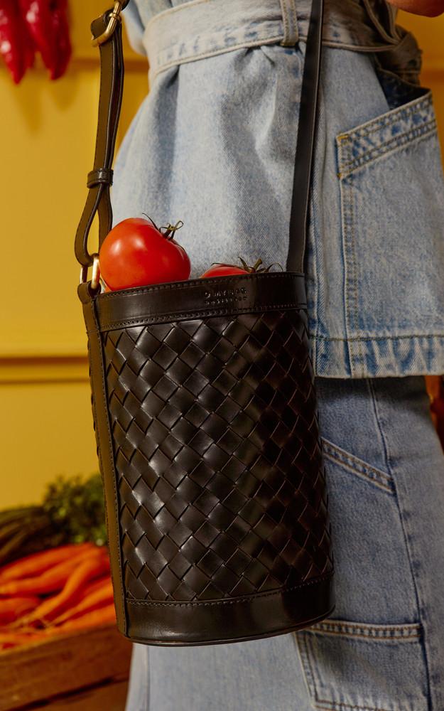 La Canadienne Sac Seau Cuir Tressé Noir