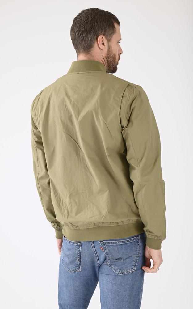 La Canadienne Teddy Macole Kaki