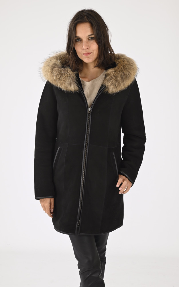 la canadienne Veste agneau et raccoon noire