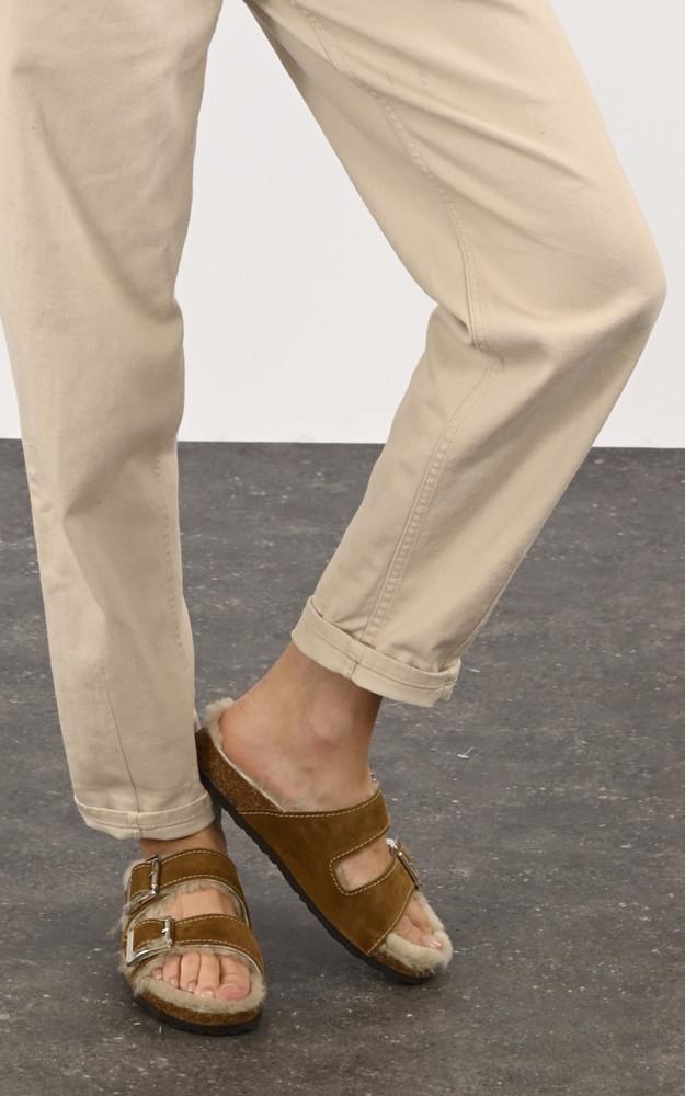 la canadienne Sandales fourrées cuir et mouton marron