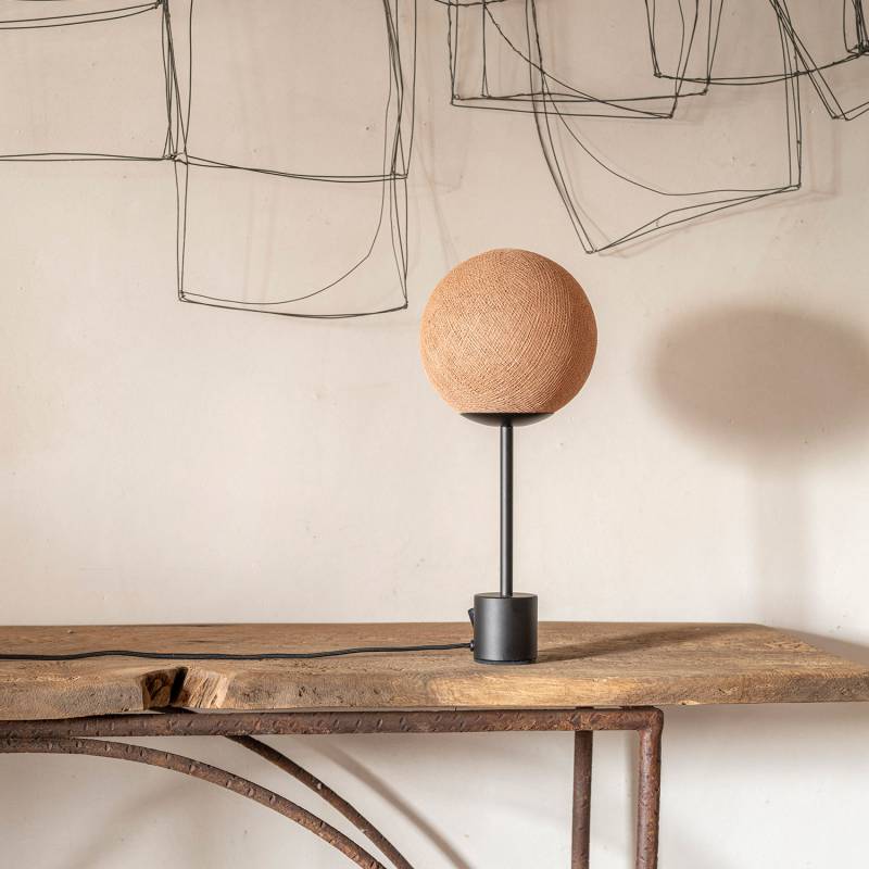 La Case De Cousin Paul Lampe APAPA Nude