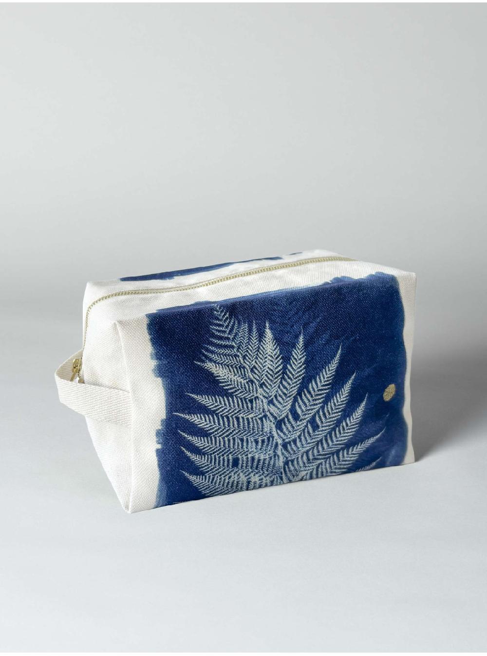 la cerise sur le gâteaux Grande trousse cube Cyanotype fougère 100% coton bio