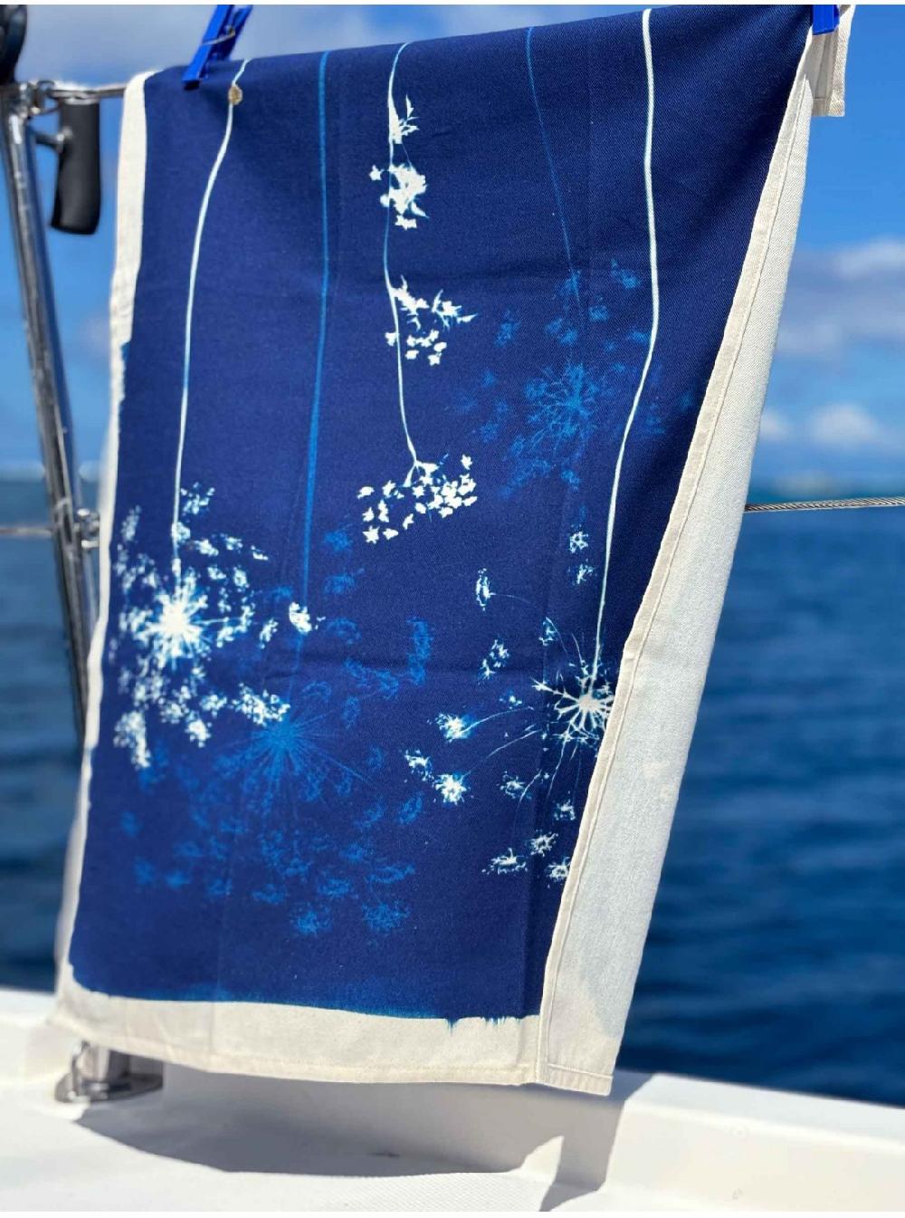 La Cerise Sur Le Gâteaux Torchon Cyanotype 100% Coton Bio