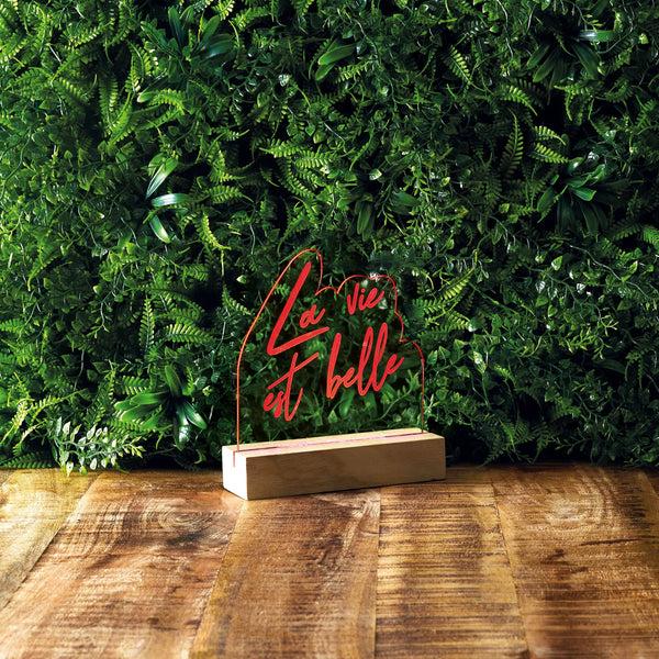 la chaise longue LAMPE NEON LA VIE EST BELLE