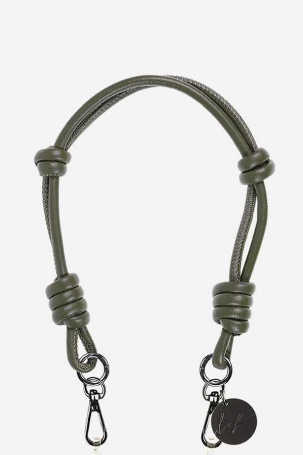 La Coque Française Ensemble Ciao Amore & Chaîne Courte Nolan Kaki IPhone 16 Pro