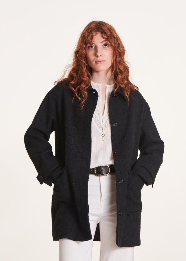 la fée maraboutée Manteau 3/4 noir ample et droit la fée maraboutée Manteau 3/4 noir ample et droit