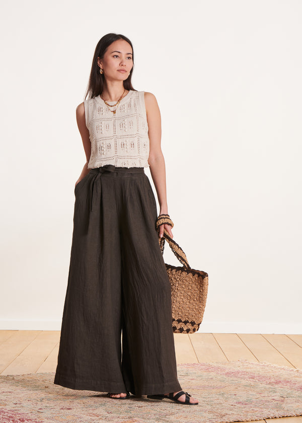 la fée maraboutée Pantalon large marron en lin