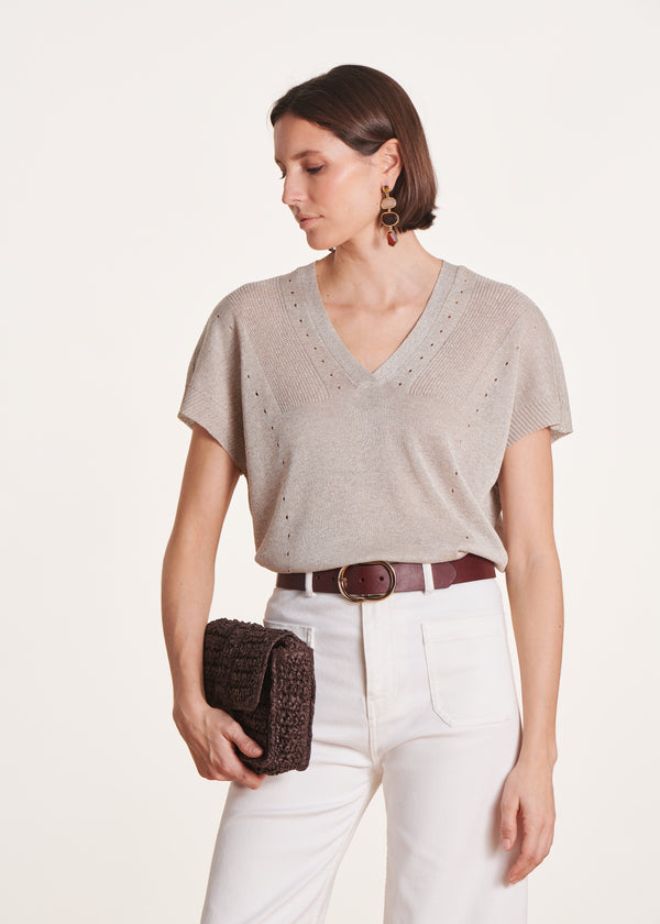 la fée maraboutée Pull beige irisé manches courtes et col V