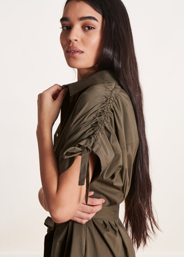 La Fée Maraboutée Robe Chemise Oversize Kaki à Manches Courtes