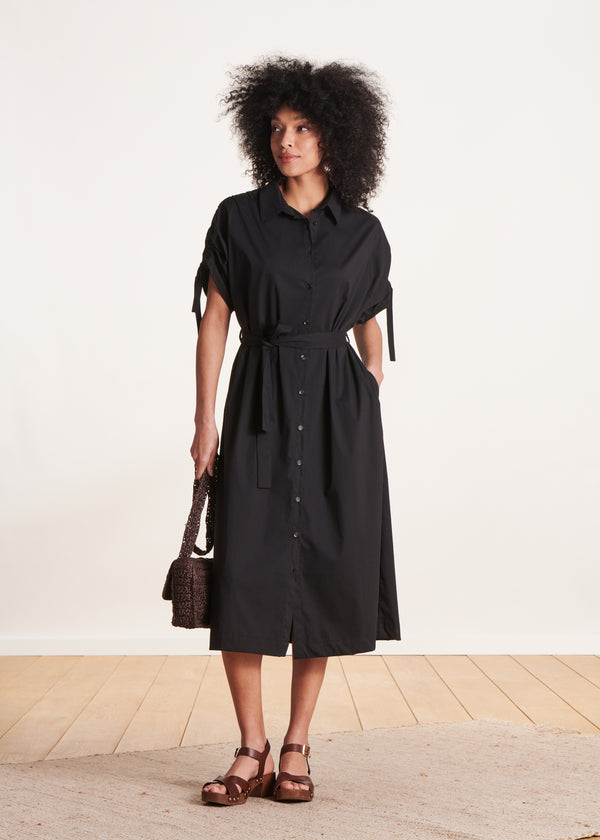 la fée maraboutée Robe chemise oversize noire à manches courtes