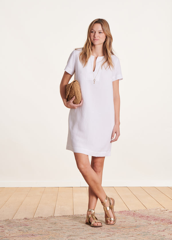 la fée maraboutée Robe courte droite blanche à manches courtes