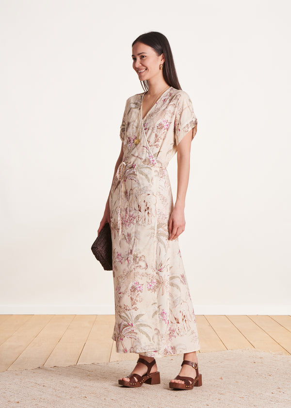 la fée maraboutée Robe longue portefeuille beige à imprimé manches courtes