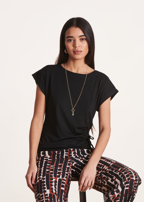 la fée maraboutée T-shirt noir à manches courtes en lyocell