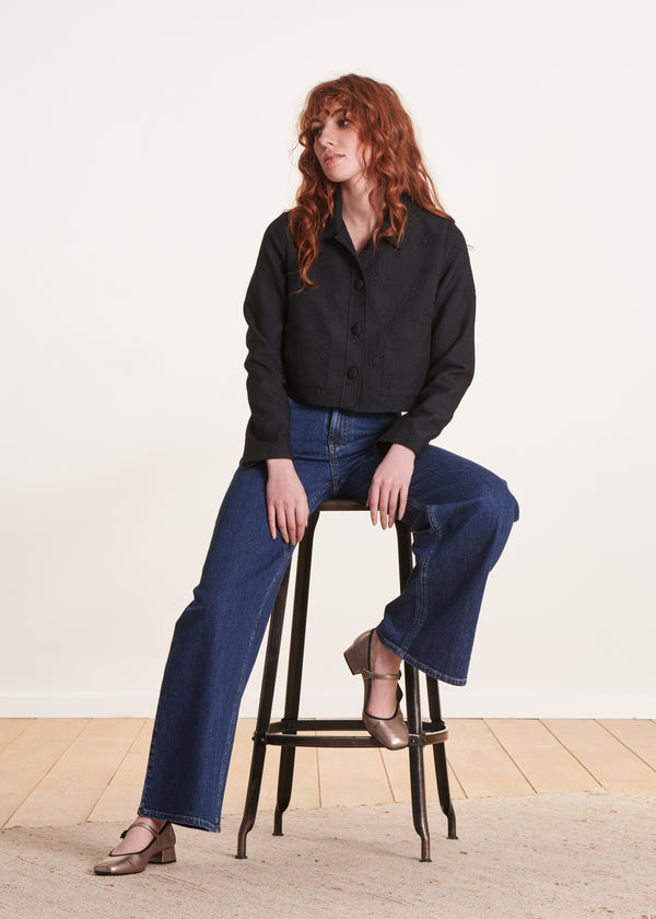 La Fée Maraboutée Veste Courte En Jacquard Noir à Col Chemise