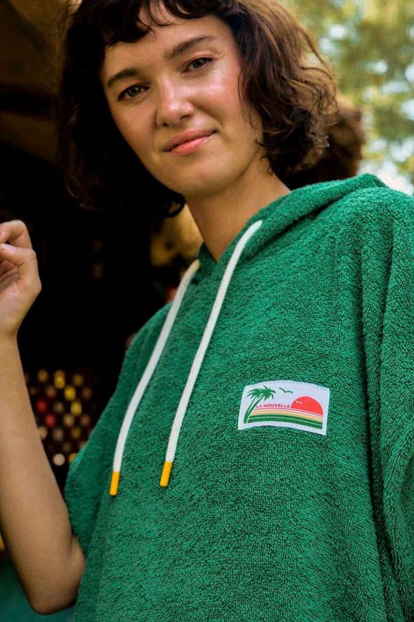 La Nouvelle Poncho Mint Beach