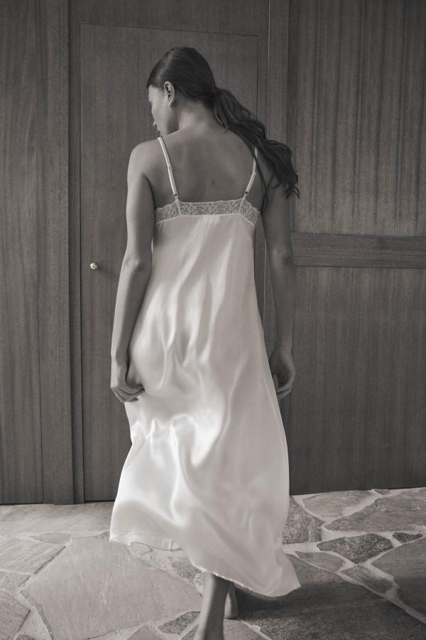 La Nouvelle Robe Amanda Milk Lace