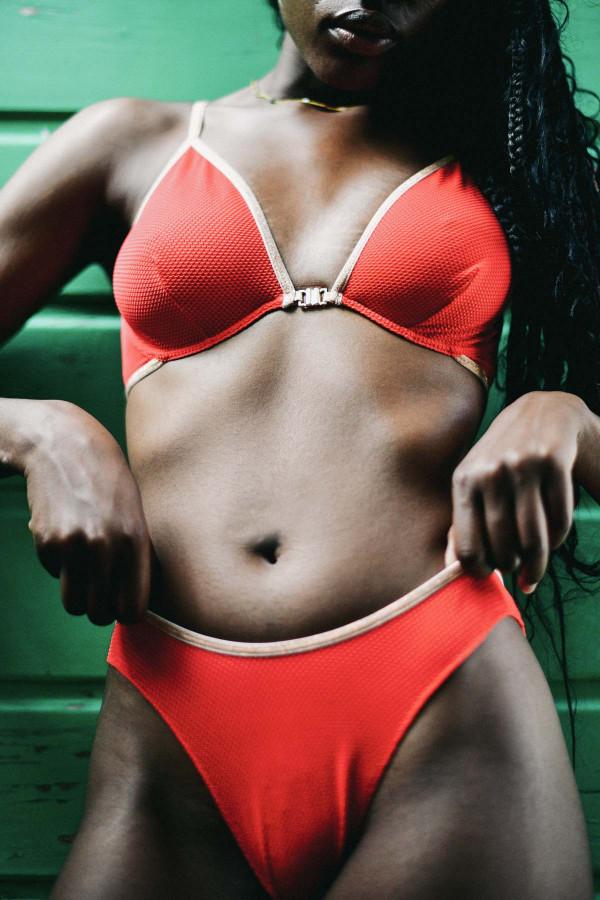 La Nouvelle Soutien-gorge Jack Yellow Léo