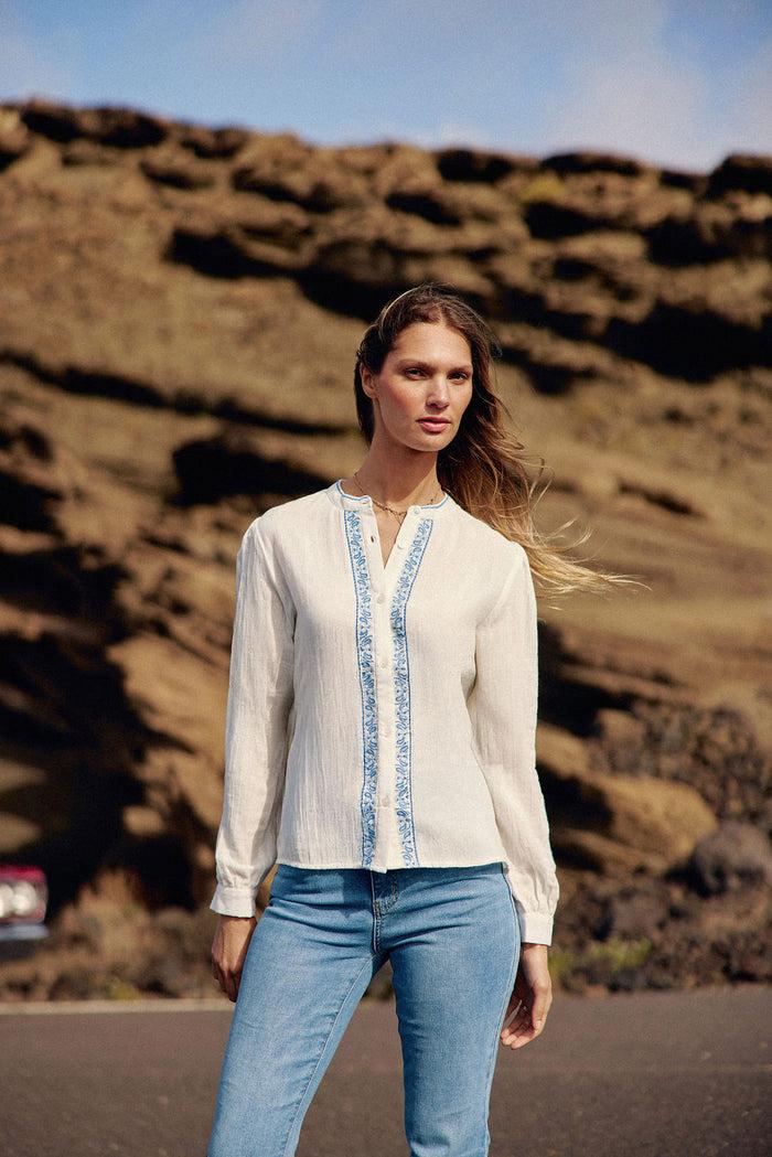 La Petite étoile Blouse Avec Broderie Blanc/bleu - Brielle
