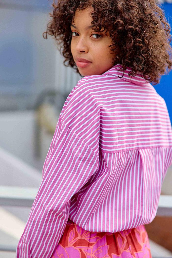 la petite étoile Chemisier à rayures fuchsia/écru - Clony