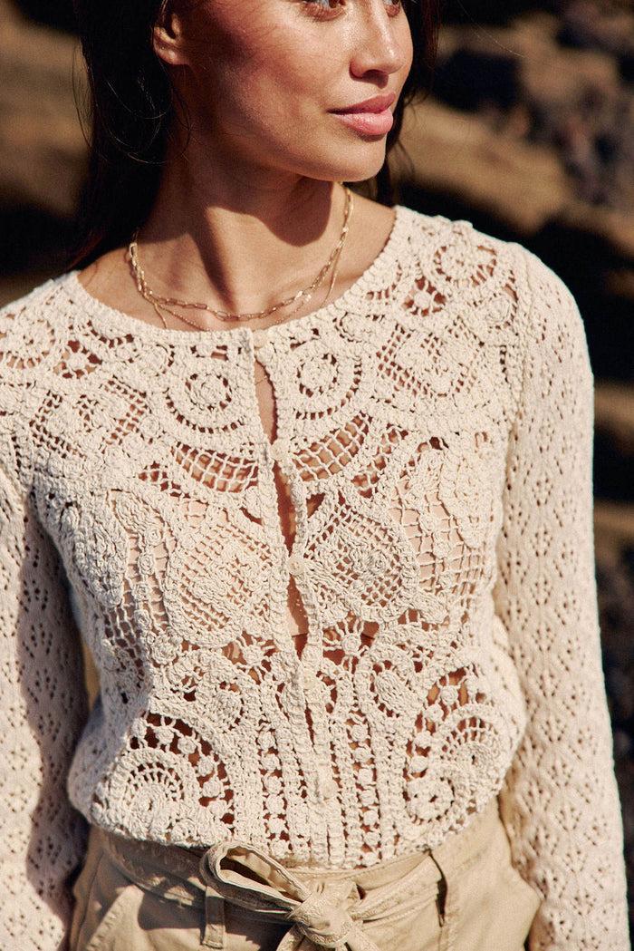 la petite étoile Gilet en maille brodé beige - Maylin