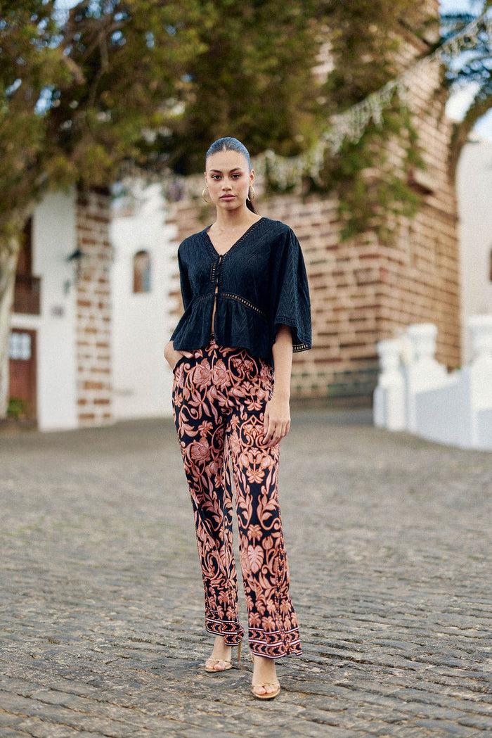 La Petite étoile Blouse Ajourée Noir - Berin