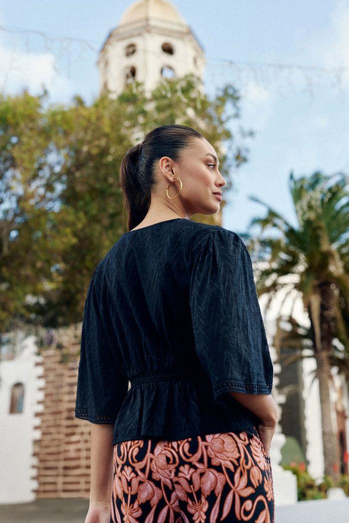 La Petite étoile Blouse Ajourée Noir - Berin