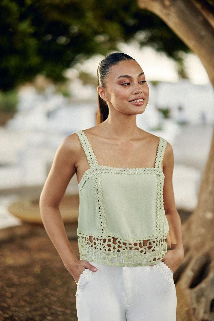 La Petite étoile Débardeur Court Vert Amande - Dua