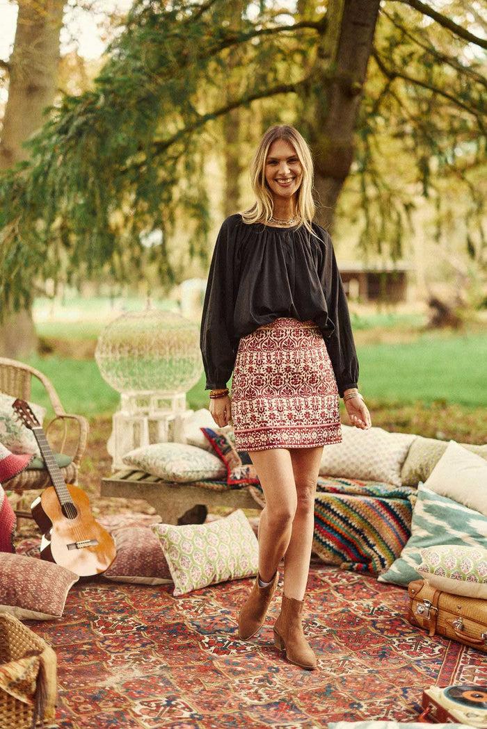 La Petite étoile Jupe Courte Fleur Rouge - June