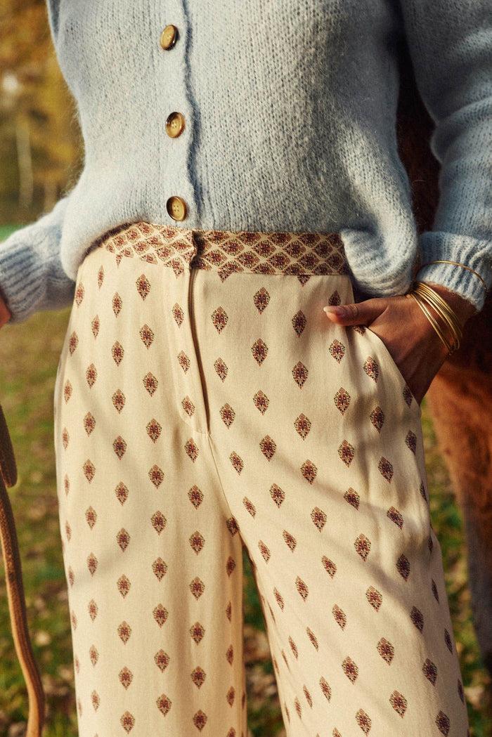 la petite étoile Pantalon droit floral - Polia