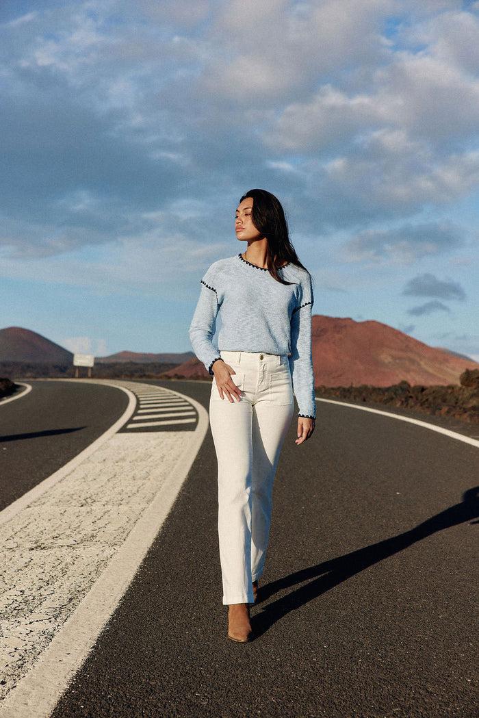 La Petite étoile Pull Col Rond Bleu Ciel - Manuela