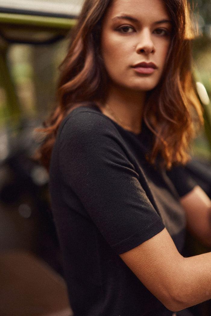 La Petite étoile Pull Manches Courtes Noir - Marilou