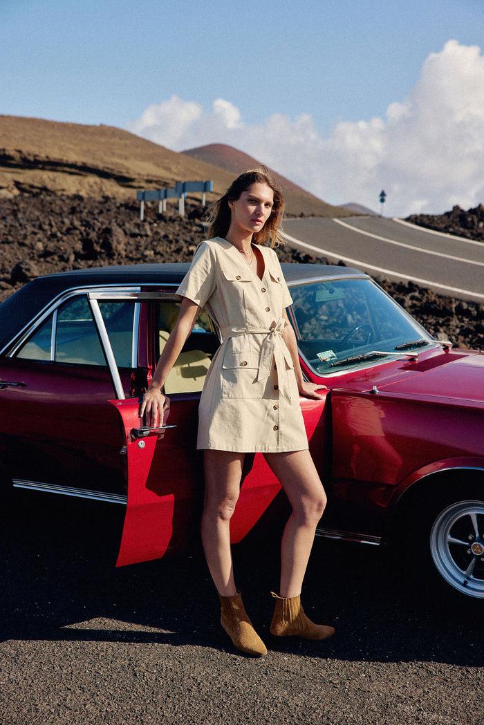 La Petite étoile Robe Courte Beige - Raya