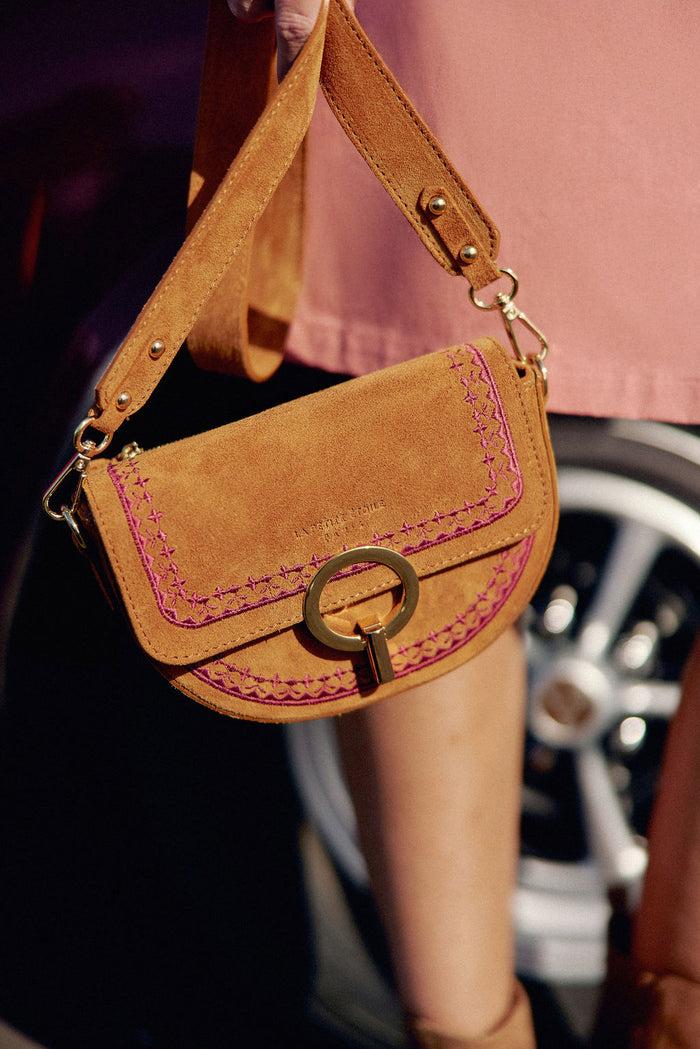 la petite étoile Sac cuir brodé camel - Jim