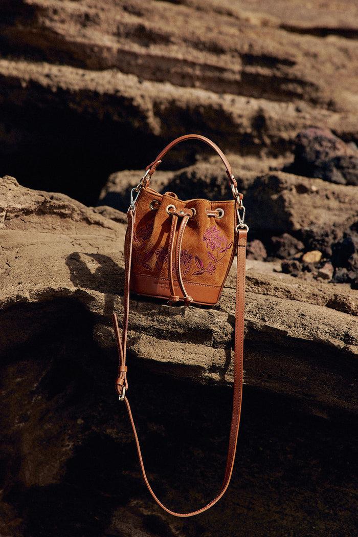 la petite étoile Sac en cuir camel - Aimmy