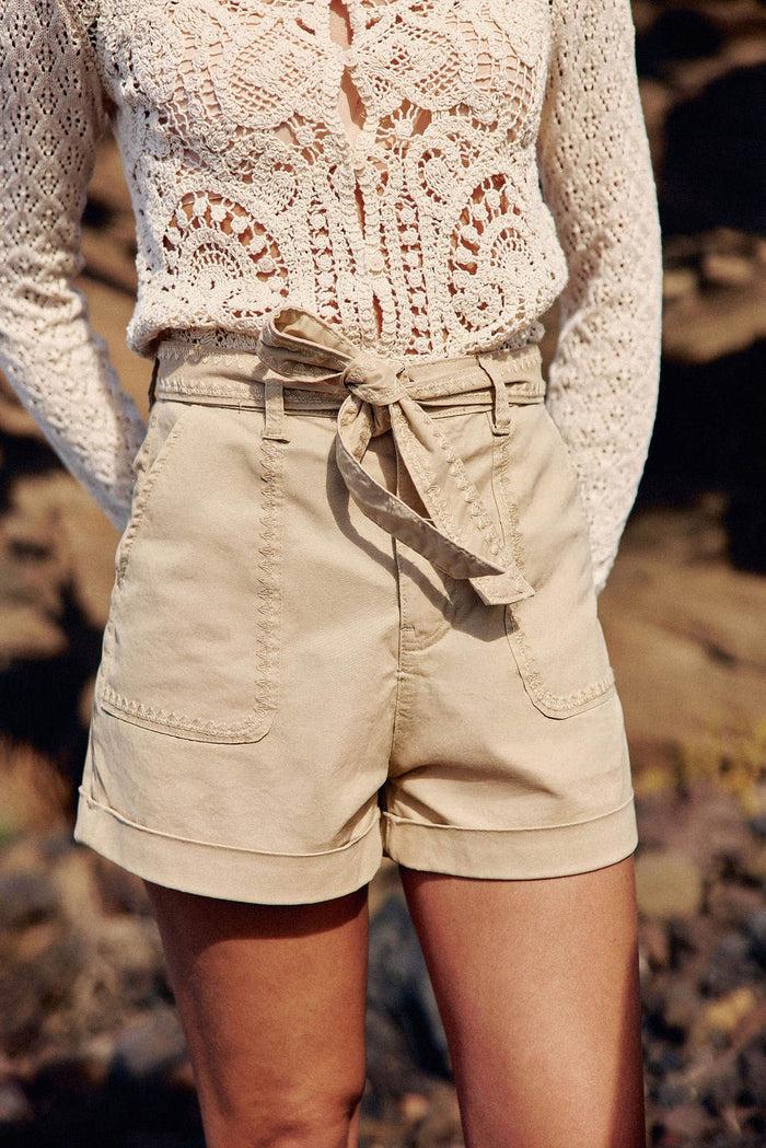 la petite étoile Short taille haute beige - Soeli