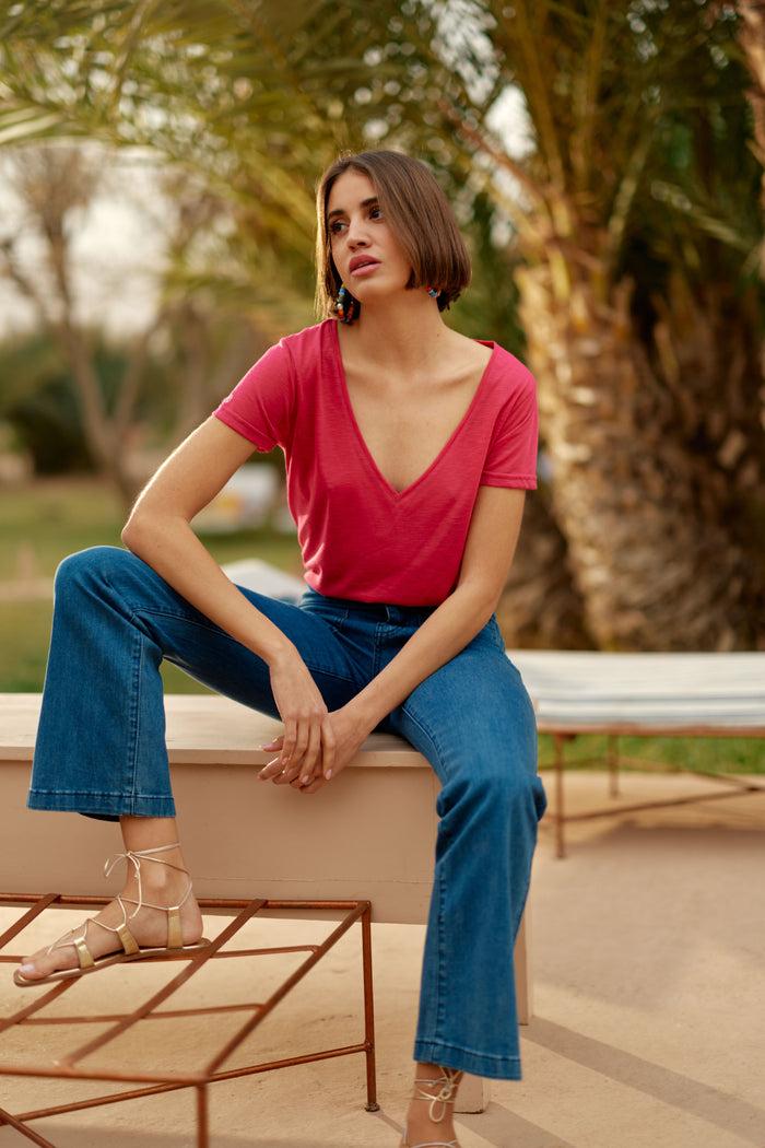 La Petite étoile T-shirt Col V Fuchsia - Elvie