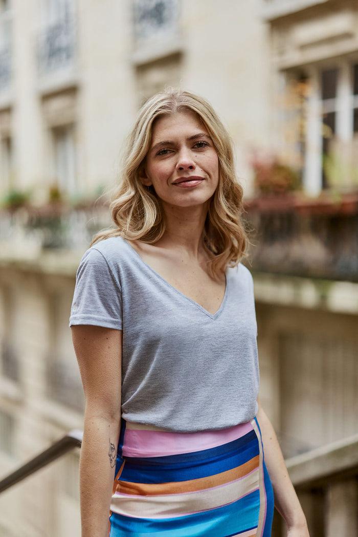 la petite étoile T-shirt col V gris - Elvie