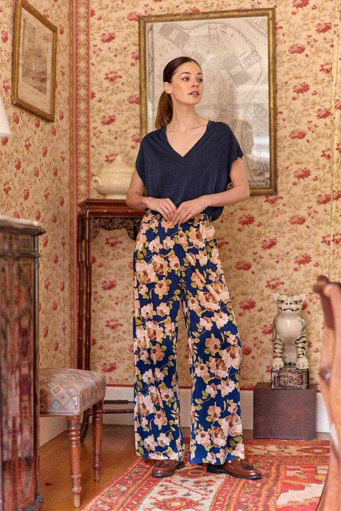 La Petite étoile T-shirt Col V Marine - Marcellina