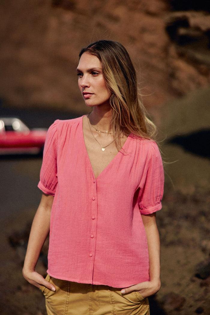 la petite étoile Top col V rose - Tevan