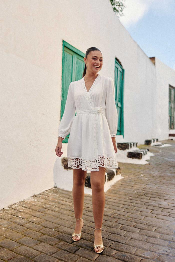 La Petite étoile Robe Courte Portefeuille Blanc - River