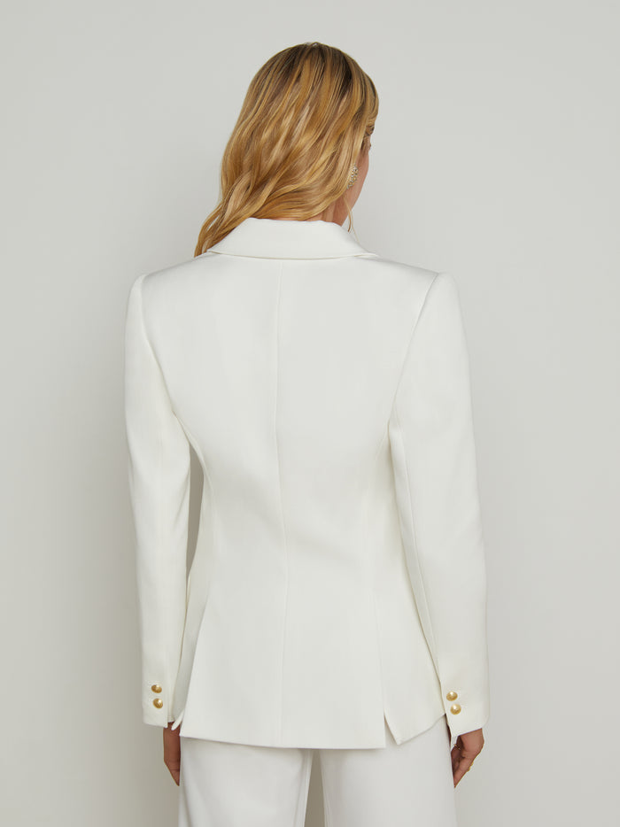 L'agence Blazer Chamberlain White
