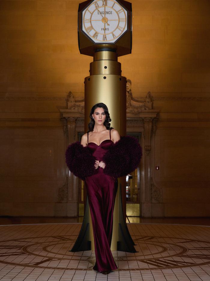 l'agence Robe Sayla Dark Port