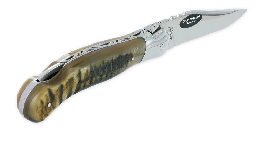 Laguiole Couteau Laguiole De Chasse Arbalète Manche Croute De Bélier Blond Finition Brillante 12cm
